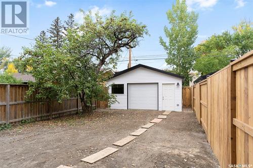 1109 9Th Street E, Saskatoon, SK - Outdoor