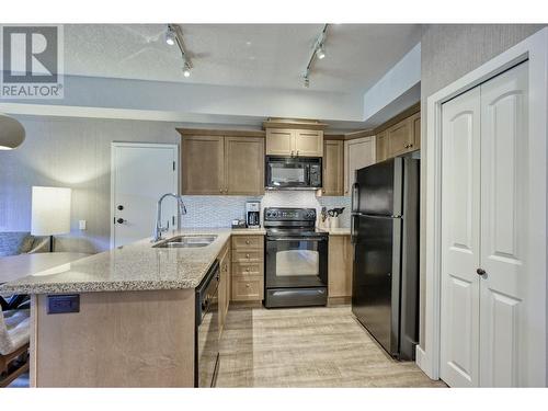 1200 Rancher Creek Road Unit# 103C, Osoyoos, BC - Indoor Photo Showing Kitchen With Double Sink