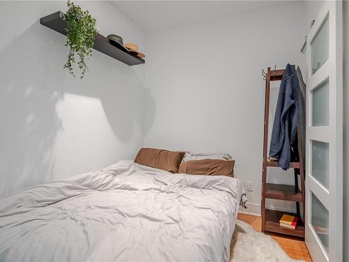 N404-1105 Pandora Ave, Victoria, BC - Indoor Photo Showing Bedroom