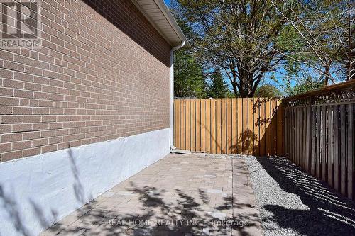 51 Gladman Avenue, Newmarket, ON - Outdoor With Exterior