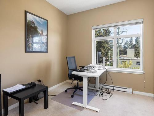 303-2220 Sooke Rd, Colwood, BC - Indoor Photo Showing Office