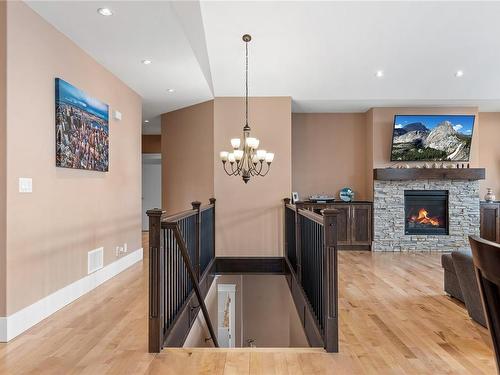 5790 Linyard Rd, Nanaimo, BC - Indoor With Fireplace