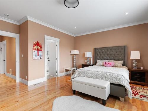 5790 Linyard Rd, Nanaimo, BC - Indoor Photo Showing Bedroom