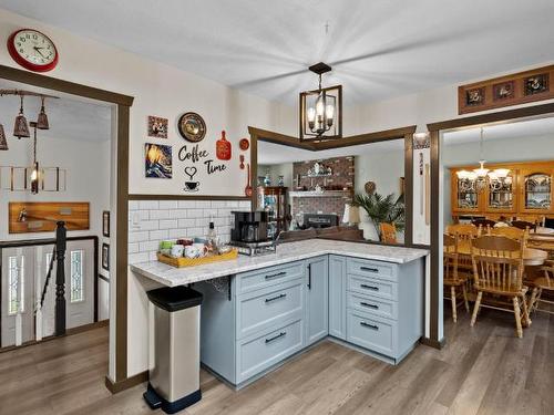 2299 Cleasby Street, Merritt, BC - Indoor Photo Showing Kitchen