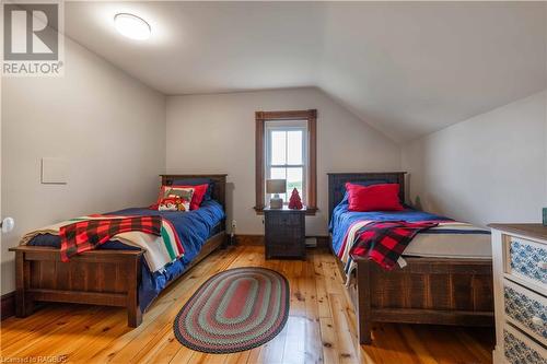 563158 Glenelg Holland Townline, West Grey, ON - Indoor Photo Showing Bedroom