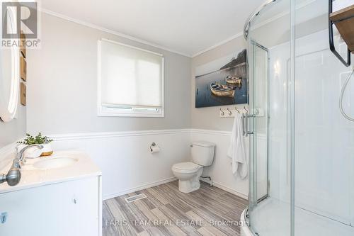 258 Patterson Boulevard, Tay, ON - Indoor Photo Showing Bathroom