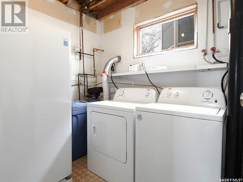 42 Tennant Street, Craven, SK - Indoor Photo Showing Laundry Room