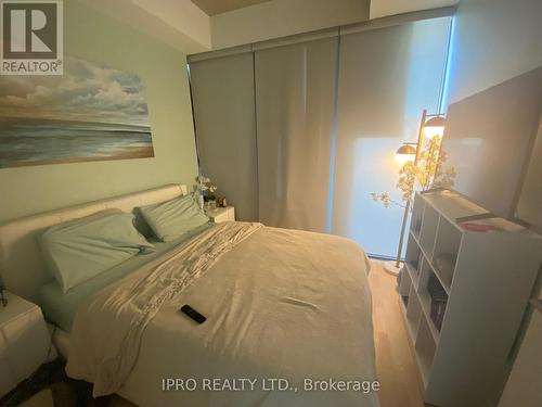 807 - 185 Roehampton Avenue, Toronto, ON - Indoor Photo Showing Bedroom