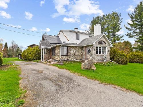 Exterior entrance - 1780Z Ch. De La Côte-Georges, Mascouche, QC 