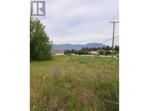 2050 10 Avenue Ne, Salmon Arm, BC 