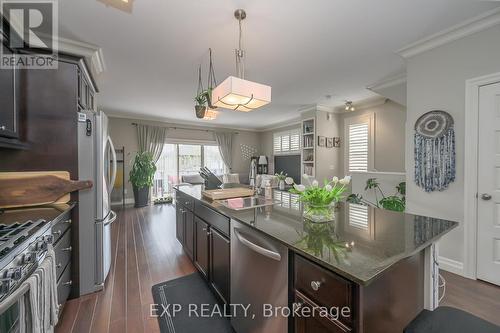 72 - 1850 Beaverbrook Avenue, London, ON - Indoor Photo Showing Kitchen With Upgraded Kitchen