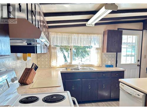 8241 Peterson Road, Fraser Lake, BC - Indoor Photo Showing Kitchen With Double Sink