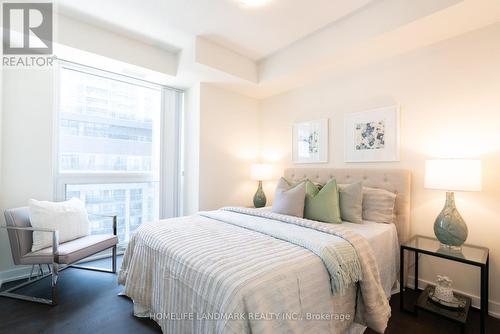 803 - 99 John Street, Toronto (Waterfront Communities), ON - Indoor Photo Showing Bedroom