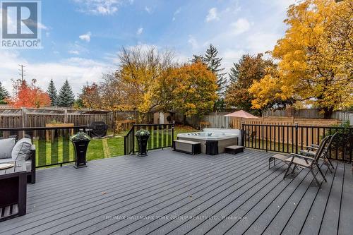 810 Firth Court, Newmarket, ON - Outdoor With Deck Patio Veranda
