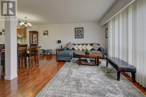 22 - 7440 Goreway Drive, Mississauga, ON - Indoor Photo Showing Living Room