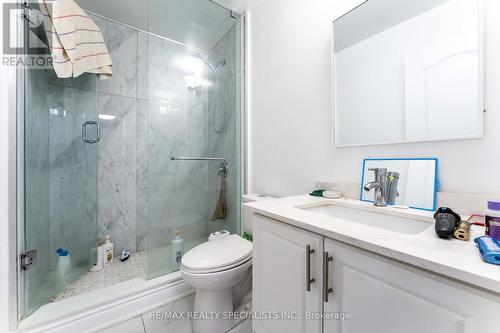 3533 Eglinton Avenue W, Mississauga, ON - Indoor Photo Showing Bathroom