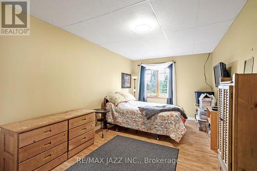 100 Snowridge Court, Oshawa, ON - Indoor Photo Showing Bedroom