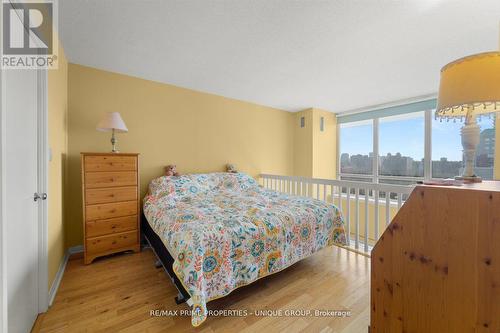 812 - 119 Merton Street, Toronto, ON - Indoor Photo Showing Bedroom