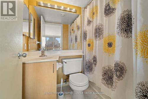 812 - 119 Merton Street, Toronto, ON - Indoor Photo Showing Bathroom