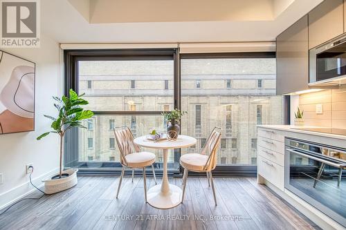 513 - 403 Church Street, Toronto (Church-Yonge Corridor), ON - Indoor Photo Showing Dining Room