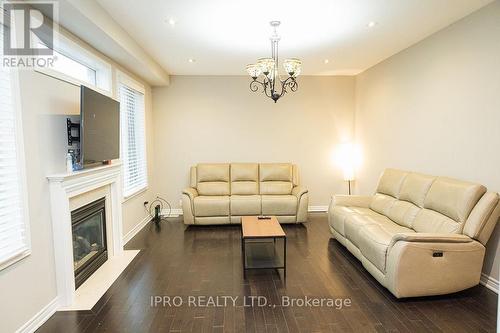 3339 Moses Way, Burlington, ON - Indoor Photo Showing Living Room With Fireplace
