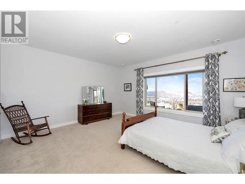1437 Copper Mountain Court, Vernon, BC - Indoor Photo Showing Bedroom