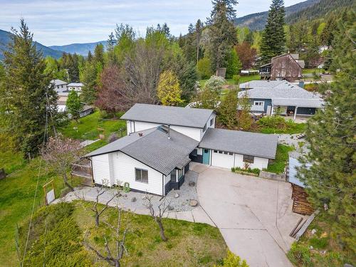 3838 Woodcrest Road, Nelson, BC - Outdoor With View