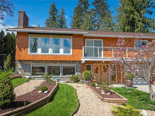 2363 Forest Drive, Blind Bay, BC - Outdoor