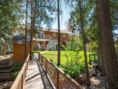 2363 Forest Drive, Blind Bay, BC - Outdoor