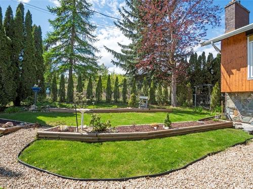 2363 Forest Drive, Blind Bay, BC - Outdoor