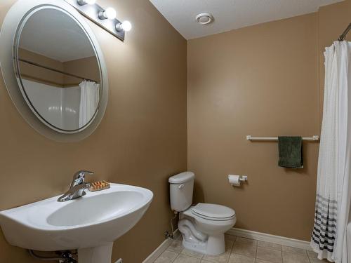 3620 Bellcourt Road, West Kelowna, BC - Indoor Photo Showing Bathroom