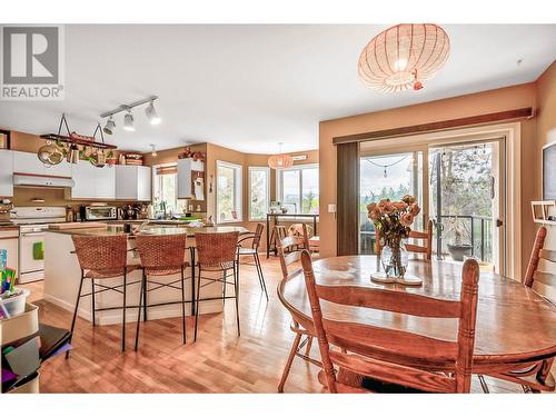 2353 Shannon Woods Drive, West Kelowna, BC - Indoor Photo Showing Dining Room