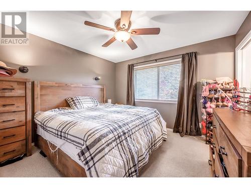 2353 Shannon Woods Drive, West Kelowna, BC - Indoor Photo Showing Bedroom