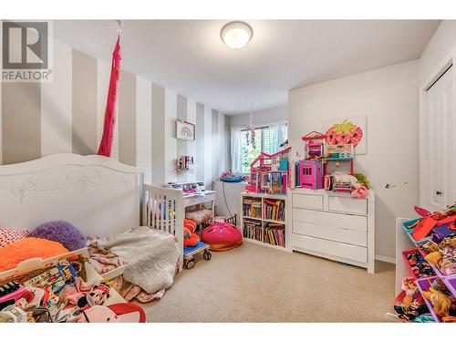 2353 Shannon Woods Drive, West Kelowna, BC - Indoor Photo Showing Bedroom