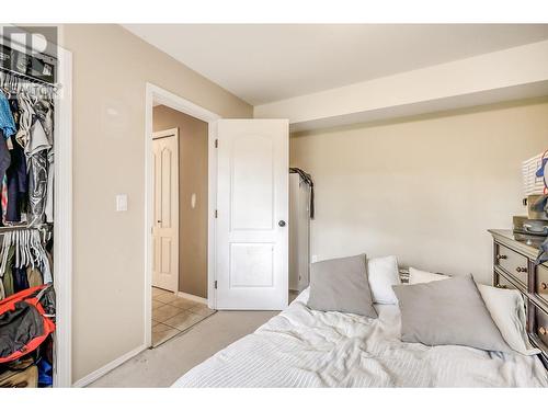 2353 Shannon Woods Drive, West Kelowna, BC - Indoor Photo Showing Bedroom