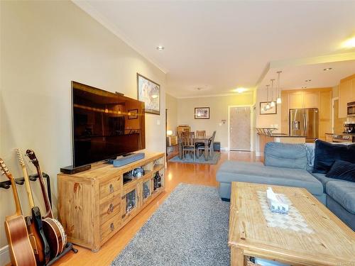 203-769 Arncote Ave, Langford, BC - Indoor Photo Showing Living Room