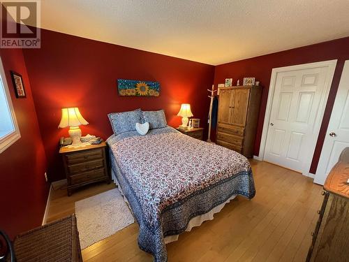 5504 Churchill Avenue, Fort Nelson, BC - Indoor Photo Showing Bedroom