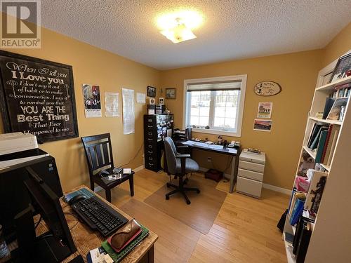 5504 Churchill Avenue, Fort Nelson, BC - Indoor Photo Showing Office