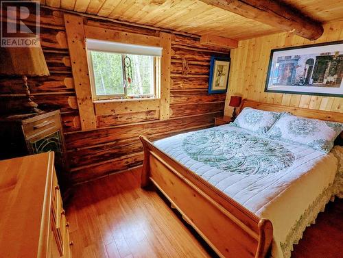 3513 Red Creek Road, Canim Lake, BC - Indoor Photo Showing Bedroom