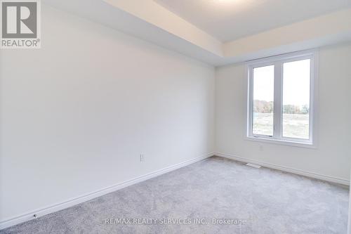 Upper - 144 Terry Fox Drive, Barrie, ON - Indoor Photo Showing Other Room