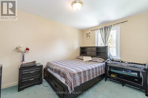 186 Wakefield Road, Milton, ON - Indoor Photo Showing Bedroom
