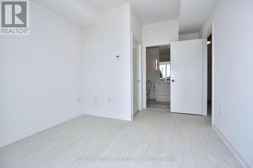 Th6 - 10 De Boers Drive, Toronto W05, ON - Indoor Photo Showing Other Room