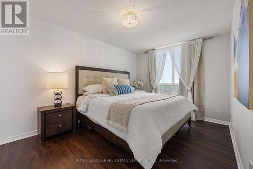 1008 - 4889 Kimbermount Avenue, Mississauga, ON - Indoor Photo Showing Bedroom