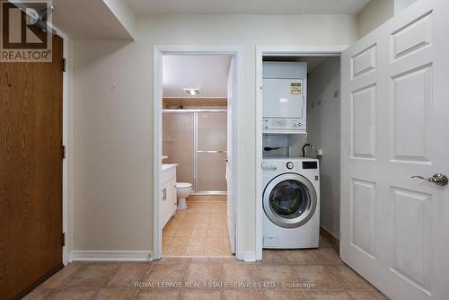1008 - 4889 Kimbermount Avenue, Mississauga, ON - Indoor Photo Showing Laundry Room