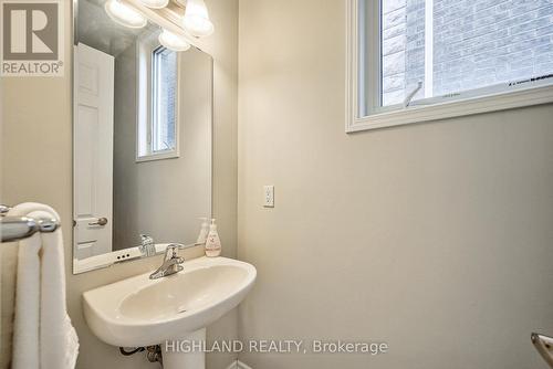 470 English Mill Court, Milton, ON - Indoor Photo Showing Bathroom