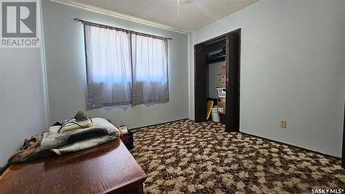 343 7Th Avenue Se, Swift Current, SK - Indoor Photo Showing Dining Room