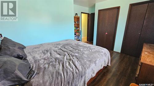 343 7Th Avenue Se, Swift Current, SK - Indoor Photo Showing Bedroom