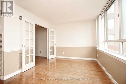 2402 - 633 Bay Street, Toronto, ON - Indoor Photo Showing Other Room
