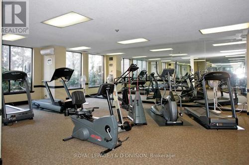 2402 - 633 Bay Street, Toronto, ON - Indoor Photo Showing Gym Room