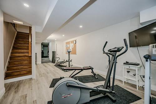 180 Concession Street, Hamilton, ON - Indoor Photo Showing Gym Room